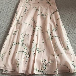 NWT express spring floral midi skirt! Size 0